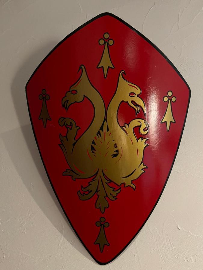 La Tablee Medievale Civrieux-dʼAzergues Eksteriør billede